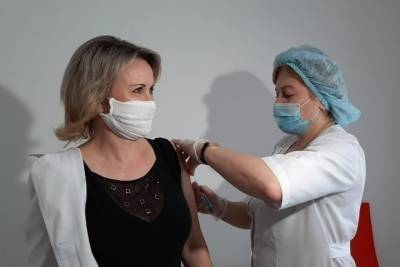Более 1000 жителей наукограда вакцинировались от коронавируса - tambov.mk.ru - Мичуринск