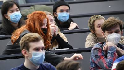 В Роспотребнадзоре назвали условия допуска иностранных студентов в вузы России - gazeta.ru - Россия