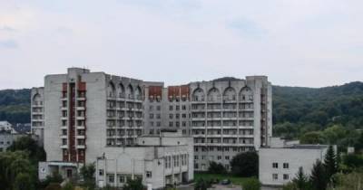 Винниківський госпіталь почав приймати хворих на коронавірус із Прикарпаття - 24tv.ua
