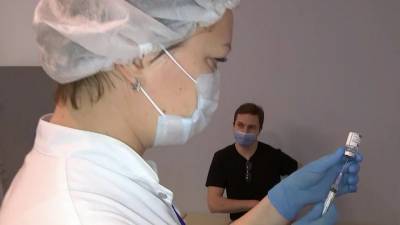 По всей стране открываются все новые мобильные пункты, где можно сделать прививку от COVID-19 - 1tv.ru - Москва