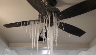 Из-за рекордных холодов у техасца дома замерз вентилятор. Его фото стало вирусным - usa.one - Сша - штат Техас