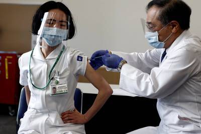 В Японии началась массовая вакцинация против COVID-19 - vchaspik.ua - Украина - Япония - Токио