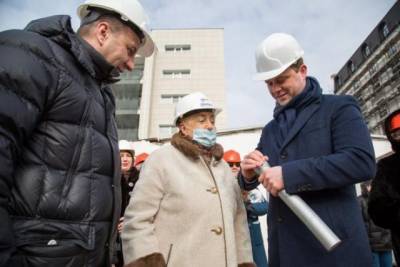 В Анапе заложили капсулу времени с вакциной от коронавируса - aif.ru - Анапа