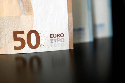 Фунт стерлингов на максимуме с марта 20г к евро за счет надежд на восстановление экономики - smartmoney.one - Лондон