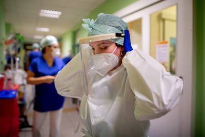 У переболевших коронавирусом нашли повреждения сердца - lenta.ru - Лондон