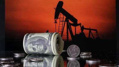 Александр Дюков - Дюков назвал устойчивой цену нефти в $45–55 за баррель - iz.ru - Россия - Израиль