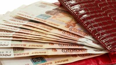 Росстат сообщил о повышении размера реальных зарплат россиян на 2,5% за год - 5-tv.ru