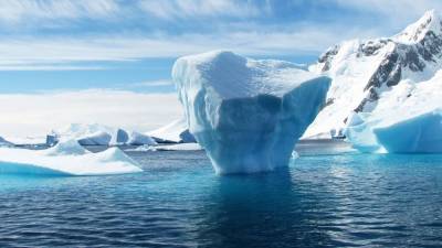 В Антарктике разрушился самый большой в мире айсберг - newdaynews.ru - Антарктида
