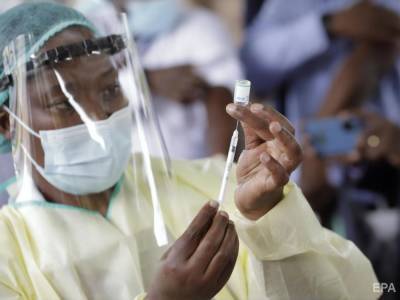 В Зимбабве начали вакцинацию от коронавируса китайской вакциной - gordonua.com - Китай - Зимбабве