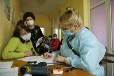 Россия - Прививка от коронавируса может быть подделкой: первые мошенники пойманы - continent.news - Китай