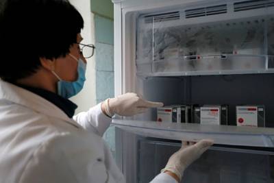 Раскрыта итоговая эффективность вакцины «Спутник V» - lenta.ru