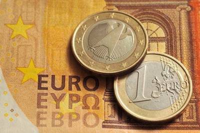 Евро дешевеет к доллару на опасениях за экономику Европы - smartmoney.one - Москва - Сша