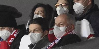 Премьер Чехии прекратил сотрудничество со своим советником по эпидемии Романом Примулой после того, как он посоветовал усилить локдаун - и в тот же день посетил футбольный матч - ТЕЛЕГРАФ - koronavirus.center - Чехия