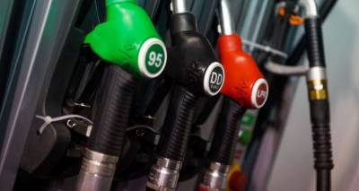 Цены на топливо в странах Балтии выросли, но самый дорогой бензин не в Риге - lv.sputniknews.ru - Эстония - Вильнюс - Латвия - Литва - Рига - Таллин