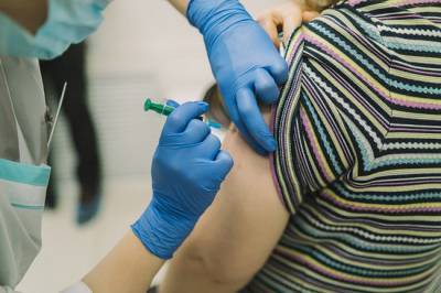 Эффективность американской вакцины от коронавируса оказалась завышенной - infox.ru - Израиль