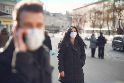 В Петербурге почти втрое выросло число обращений к врачам больных коронавирусом - spb.mk.ru - Санкт-Петербург