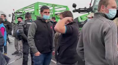 В Лионе фермеры протестуют против школьного меню без мяса - belta.by