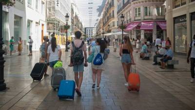 Эксперты предполагают, что туристы потратят все сбережения на отдых после пандемии - smartmoney.one - Россия