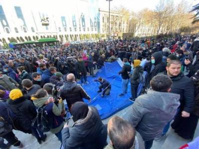 Бессрочный протест, палатки у парламента — планы оппозиции Грузии - eadaily.com - Грузия