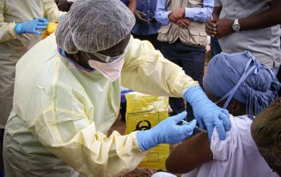 В Гвинее началась вакцинация от Эболы - korrespondent.net - Гвинея