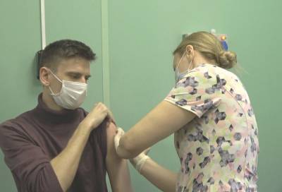 В Петербурге началась вакцинация в ТЦ - abnews.ru - Санкт-Петербург