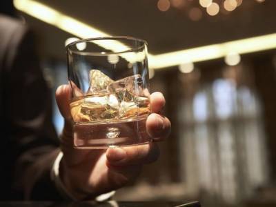 Алкогольный "карантин": почему американцы все больше пьют из-за COVID-19 - unn.com.ua - Сша - Киев