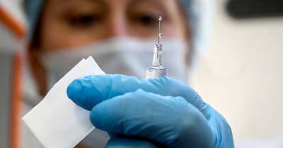 Испанцев будут штрафовать до 60 тысяч евро за отказ от вакцинации - focus.ua - Испания