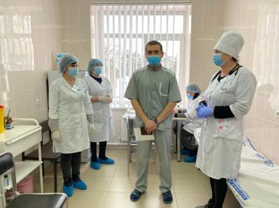 "Как комарик укусил": первые вакцинированные против COVID-19 в Украине о самочувствии - 24tv.ua - Черкассы