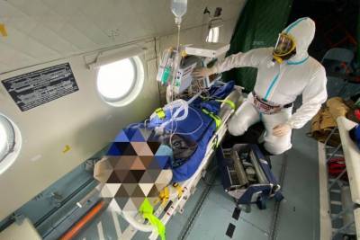 В Тверь вертолетом эктренно доставили зараженную коронавирусом женщину в крайне тяжелом состоянии - tverigrad.ru - Тверь