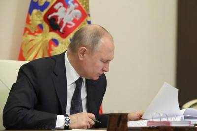Путин - Политолог Еловский объяснил, почему Путин «тянет» с ежегодным посланием - argumenti.ru
