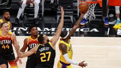 Руди Гобер - Джеймс Леброн - «Юта» обыграла «Лейкерс» в матче НБА - russian.rt.com - Лос-Анджелес - штат Юта