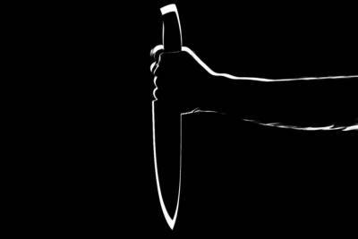 Россиянин напал с ножом на работников магазина за просьбу надеть маску - mk.ru - Екатеринбург
