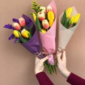 Мужчинам придется расстаться с «заначкой»: цветы на 8 марта будут на треть дороже - vologda-poisk.ru - Россия