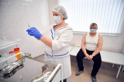 Стало известно, сколько россиян готовы сделать прививку от COVID-19 - tvc.ru - Россия