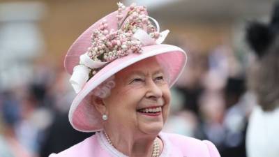 королева Елизавета II (Ii) - Елизавета II рассказала об ощущениях во время прививки от COVID-19 - sharij.net - Англия
