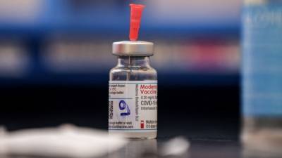 Moderna произвела первую партию вакцины от южноафриканского штамма коронавируса - golos-ameriki.ru - штат Массачусетс
