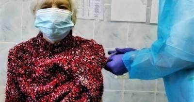 В Калининградской области от коронавируса привилась 102-летняя женщина - klops.ru - Калининградская обл.