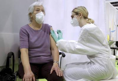 Сколько зарабатывают медики во время пандемии коронавируса в Германии - germania.one - Берлин