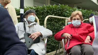 "Дайте нам вакцину!": акция протеста в доме престарелых в Бордо - ru.euronews.com - Россия - Германия - Испания - Евросоюз