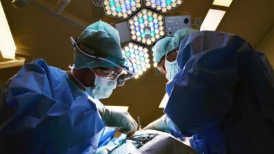 «Было очень трудно и страшно»: хирурги Крыма провели уникальную операцию - riafan.ru - республика Крым