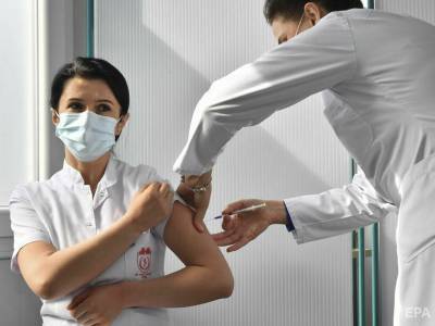 В мире сделали более 231 млн прививок от коронавируса – данные Bloomberg - gordonua.com - Сша - Англия - Китай - Мальдивы - Израиль - Эмираты
