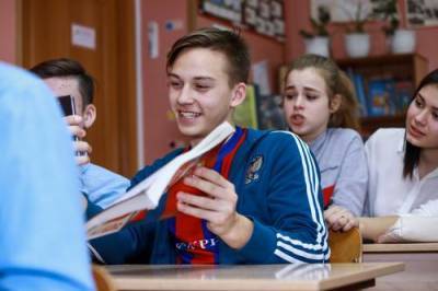 Михаил Мишустин - Какие особенности проведения итоговой аттестации для школьников в 2021 году утвердил Мишустин - argumenti.ru