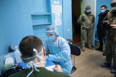 На Луганщине военных начали вакцинировать от COVID-19 - 24tv.ua - Луганск