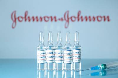 Одним уколом: FDA сертифицировала вакцину от коронавируса Johnson&Johnson - news.israelinfo.co.il - Сша - Израиль