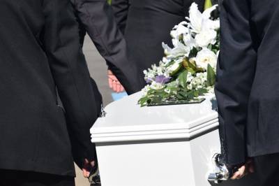 Португалец вернулся к родным через 20 дней своих похорон - news.vse42.ru - Португалия