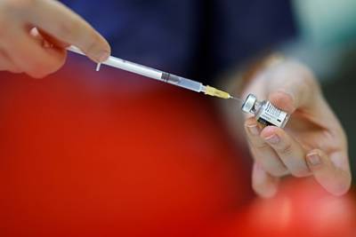 Выгоду от продажи вакцины Pfizer оценили в миллиарды долларов - lenta.ru - Сша