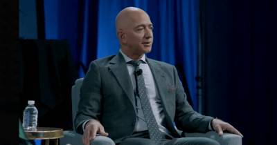Джефф Безос - Энди Джесси - Безос объявил об уходе с поста гендиректора Amazon - focus.ua