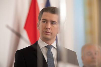 Себастьян Курц - Австрия призвала не вмешивать политику в обсуждение российской вакцины - lenta.ru - Австрия