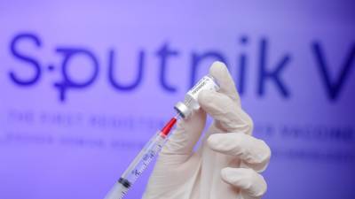 Жак Шустер - Welt: Россия удивила Запад созданием вакцины «Спутник V» - mir24.tv - Россия - Ссср - Сша