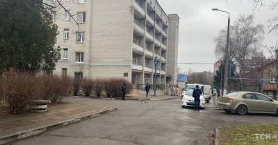 В больнице Запорожья, где произошел пожар, остаются 18 пациентов с COVID-19: новые подробности с места трагедии - tsn.ua - Запорожье